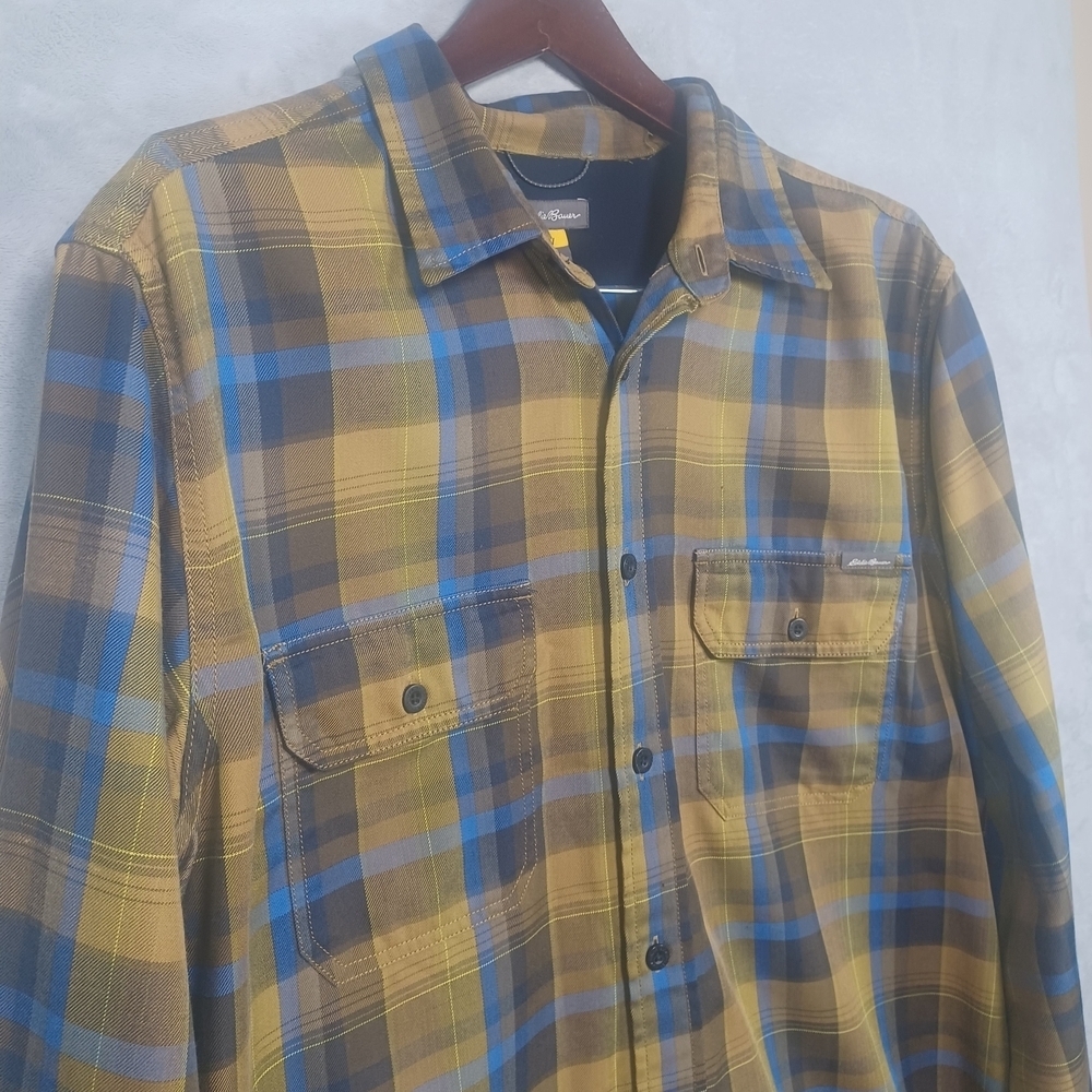 Eddie Bauer Travex Men’s Plaid Button Up Large Flannel Shirt Brown Blue Outdoor - Picture 4 of 13